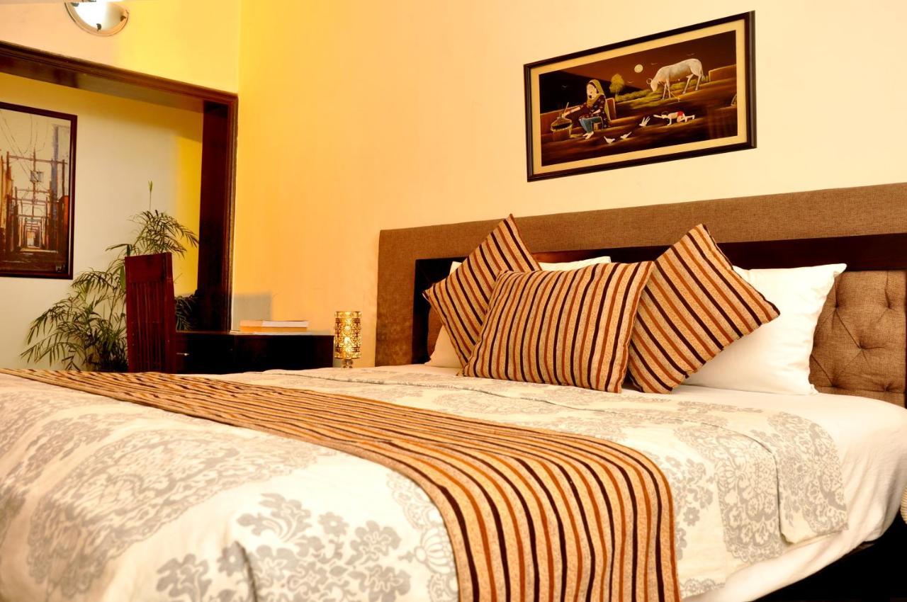 Royal Elegance Hotel Lahore Exterior foto