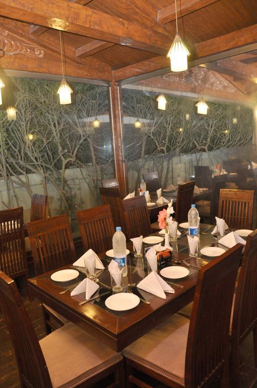 Royal Elegance Hotel Lahore Exterior foto